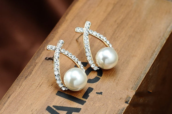 2016 Fashion Gold Crystal Stud Earrings Brincos Perle Pendientes Bou Pearl Earrings