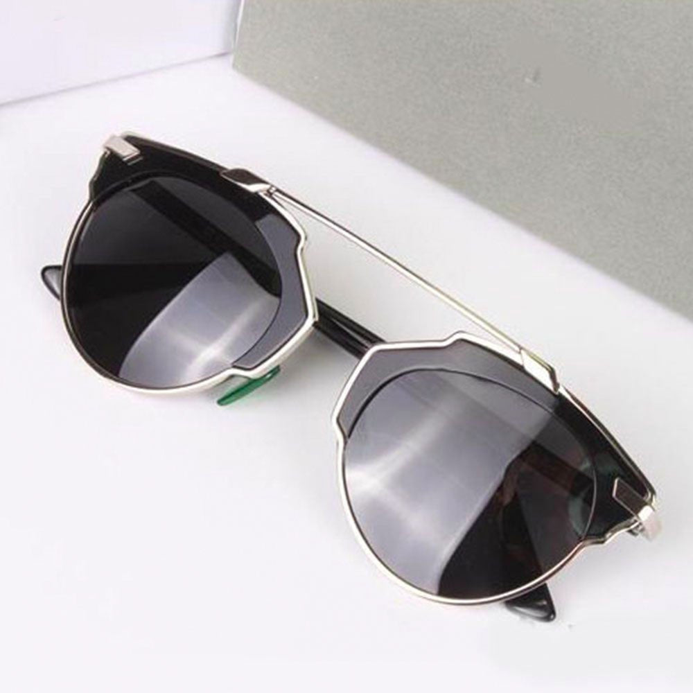 2016 Hot sale Brand Designer Female cateye UV400 High Quality Women sunglasses for mix wind sunglasses with original box