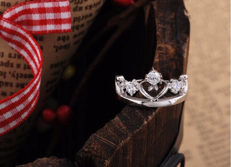 One Piece Crown Rings for Women Simulated Diamond Jewelry