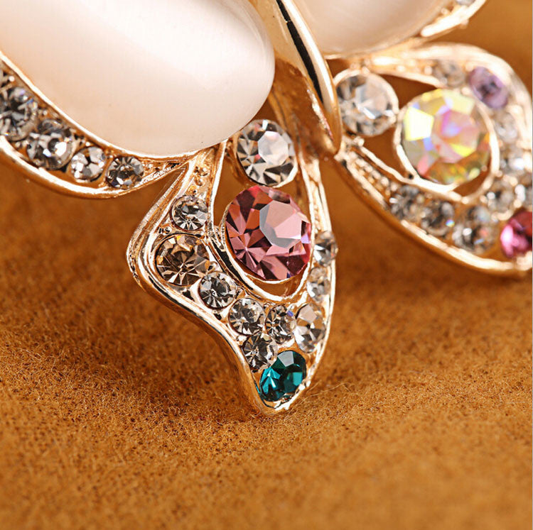 Opal Butterfly Brooch for Women Rhinestone Broche Fashion Bijouterie Wedding Jewelry 3 Colors