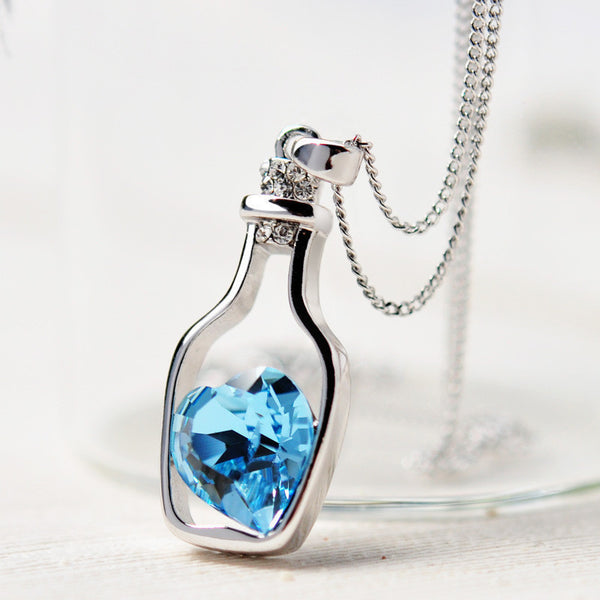 Creative Women Fashion Necklace Ladies Popular Style Love Drift Bottles Pendant Necklace Blue Heart Crystal Pendant Necklace